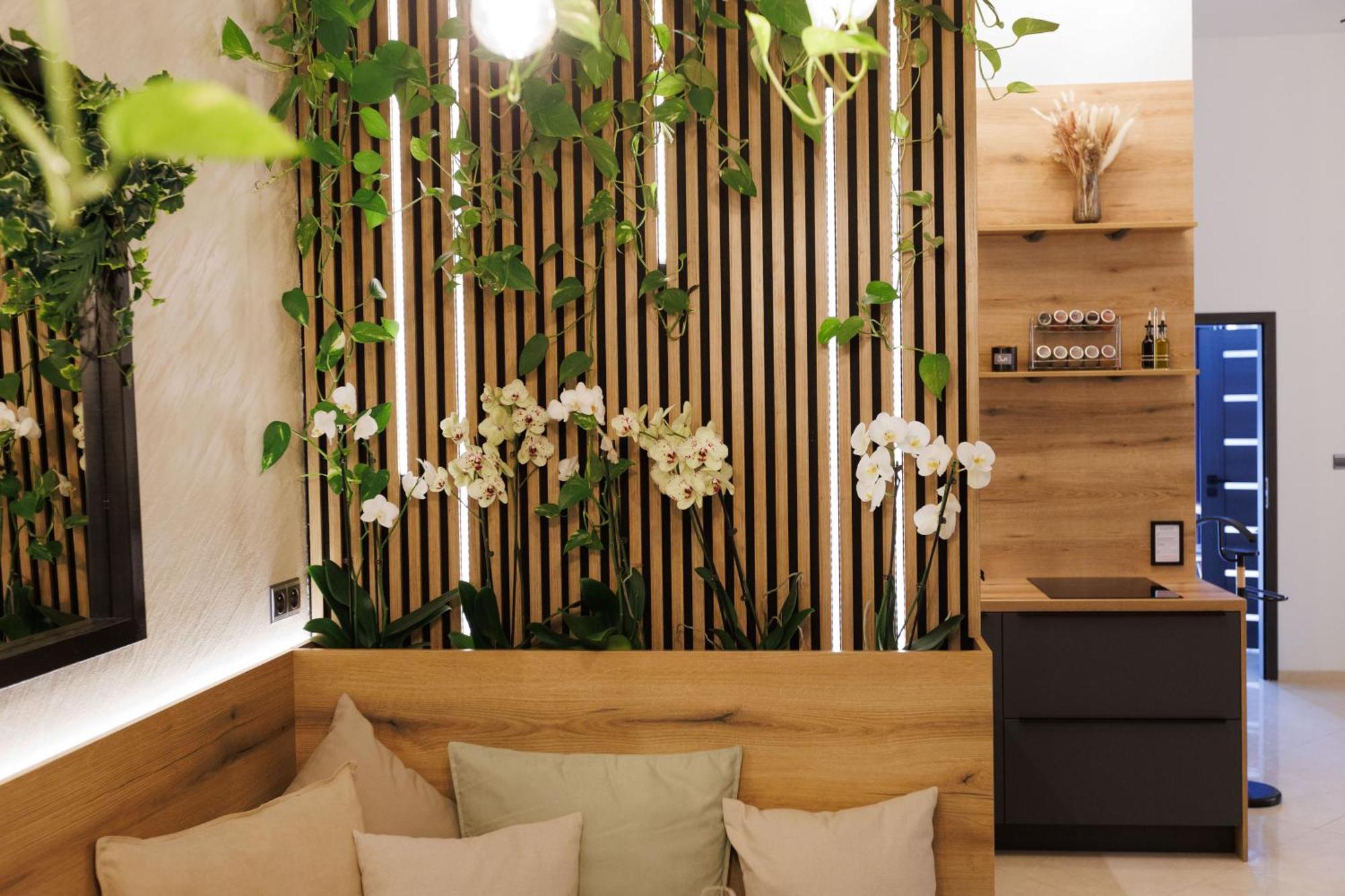 Leo Apartment Suite & Private Spa Zone - Old City Братислава Экстерьер фото